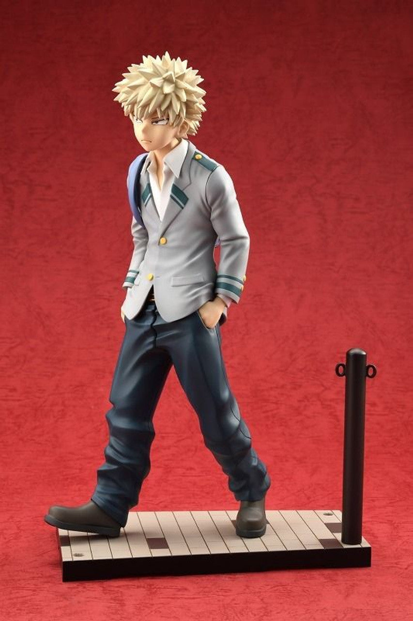 Figurine My Hero Academia - Katsuki Bakugo "Tenue école" 2