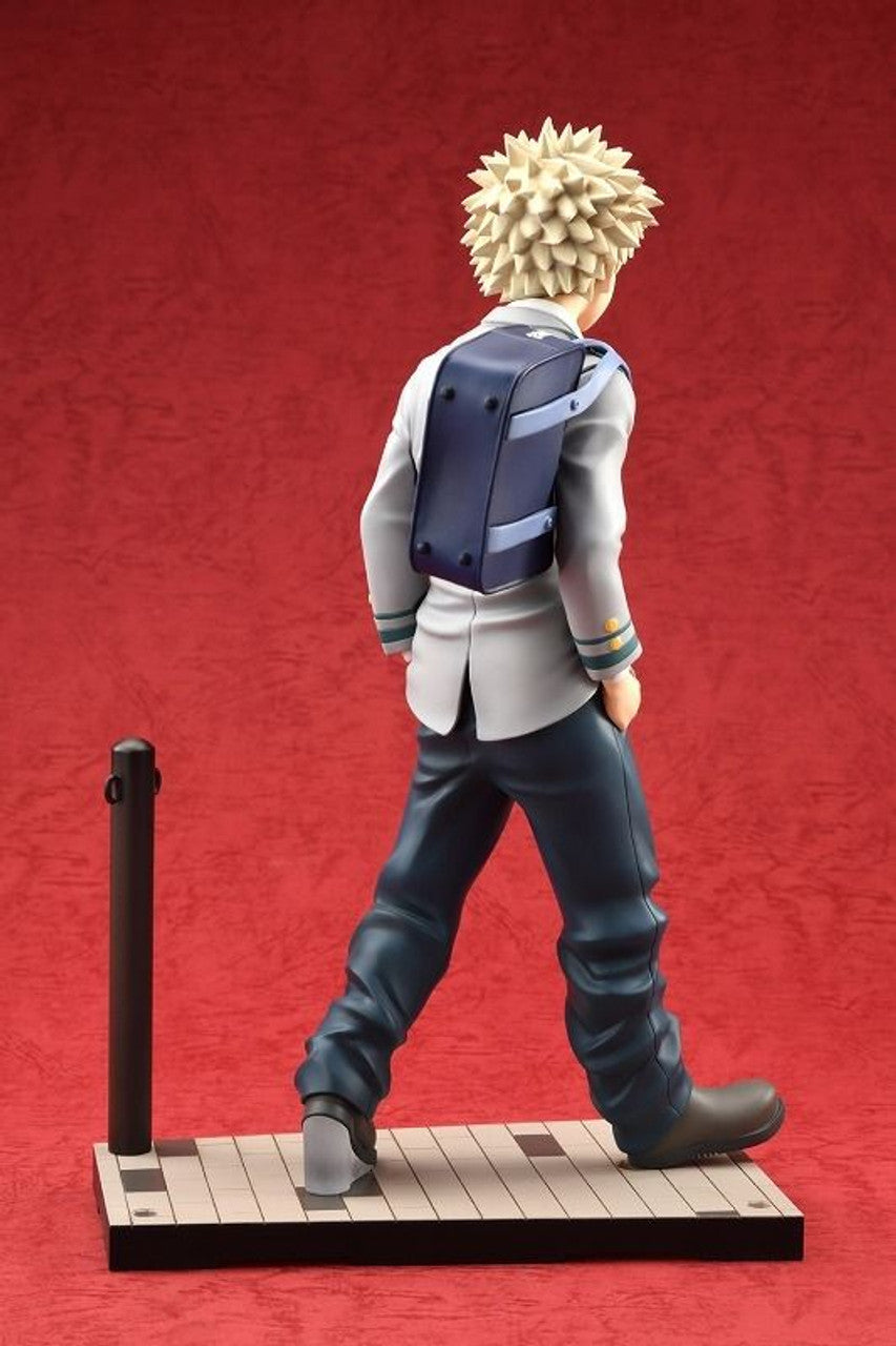 Figurine My Hero Academia - Katsuki Bakugo "Tenue école" 4