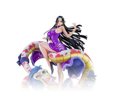 Figurine One Piece - Boa Hancock Capitaine Corsaire - Anime Town