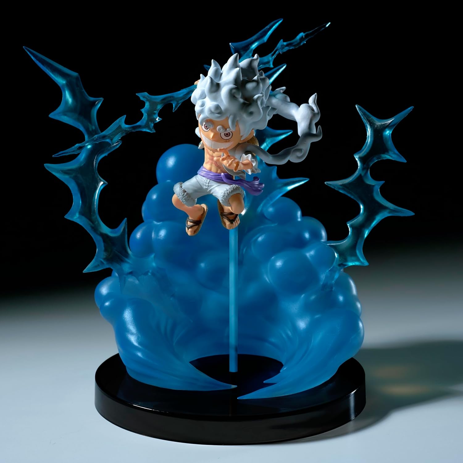 Figurine One Piece - Special Monkey D. Luffy Gear 5 - Anime Town