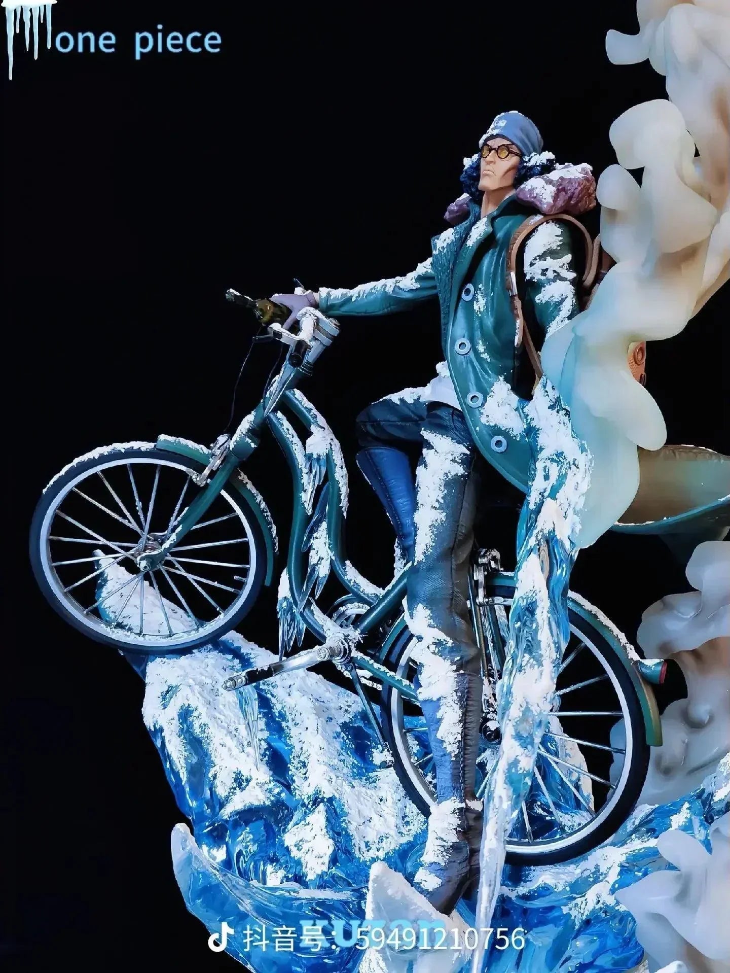 Figurine One Piece - Aokiji Kuzan "vélo"