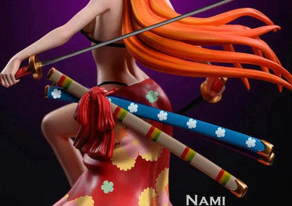 Figurine One Piece - Nami épéiste - Anime Town