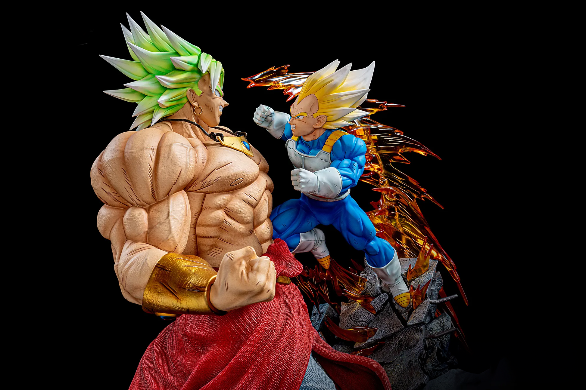 Figurine Dragon Ball - Broly vs Vegeta - Anime Town
