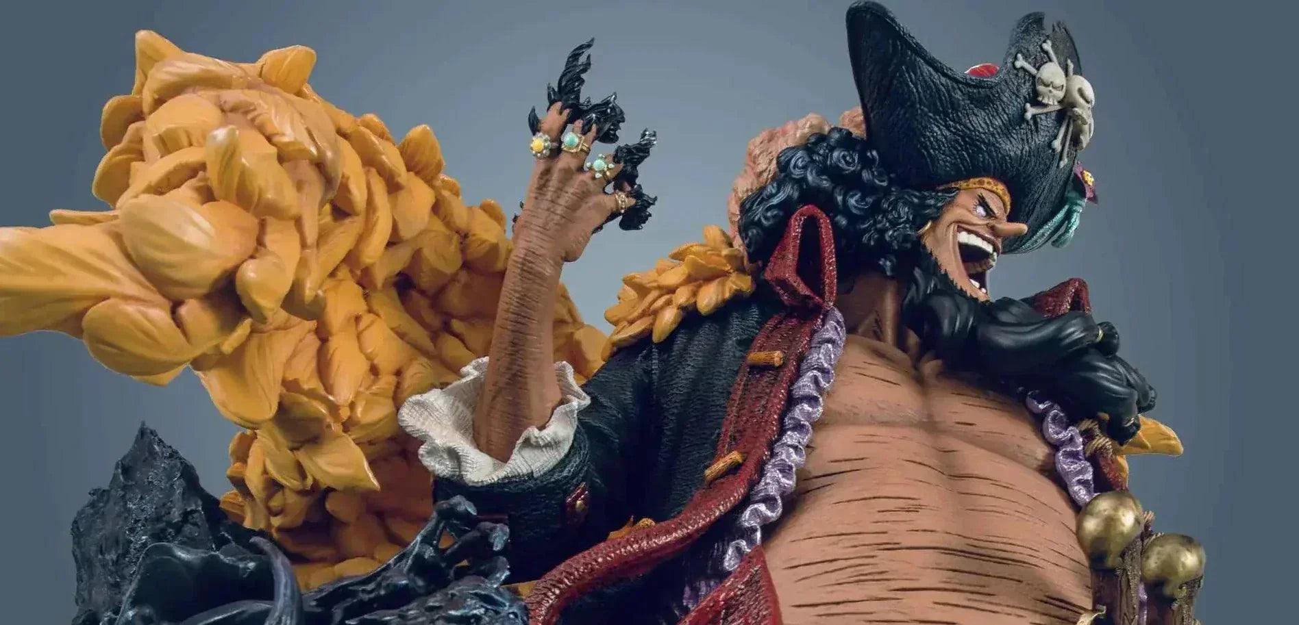 Figurine One Piece - Marshall D. Teach - Anime Town