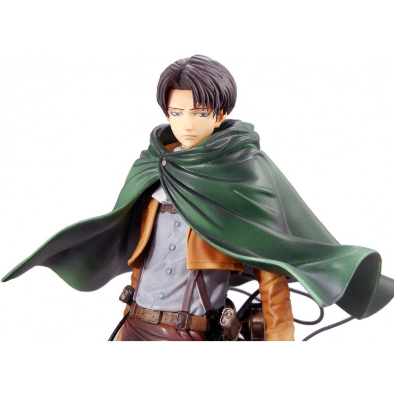 Figurine Attaque des Titans - Caporal Livaï - Anime Town