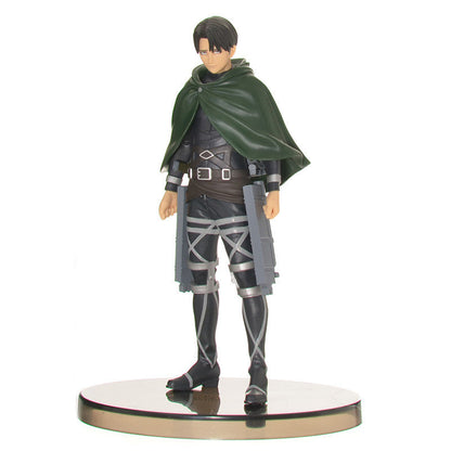 Figurine Attaque des Titans - Livaï debout - Anime Town