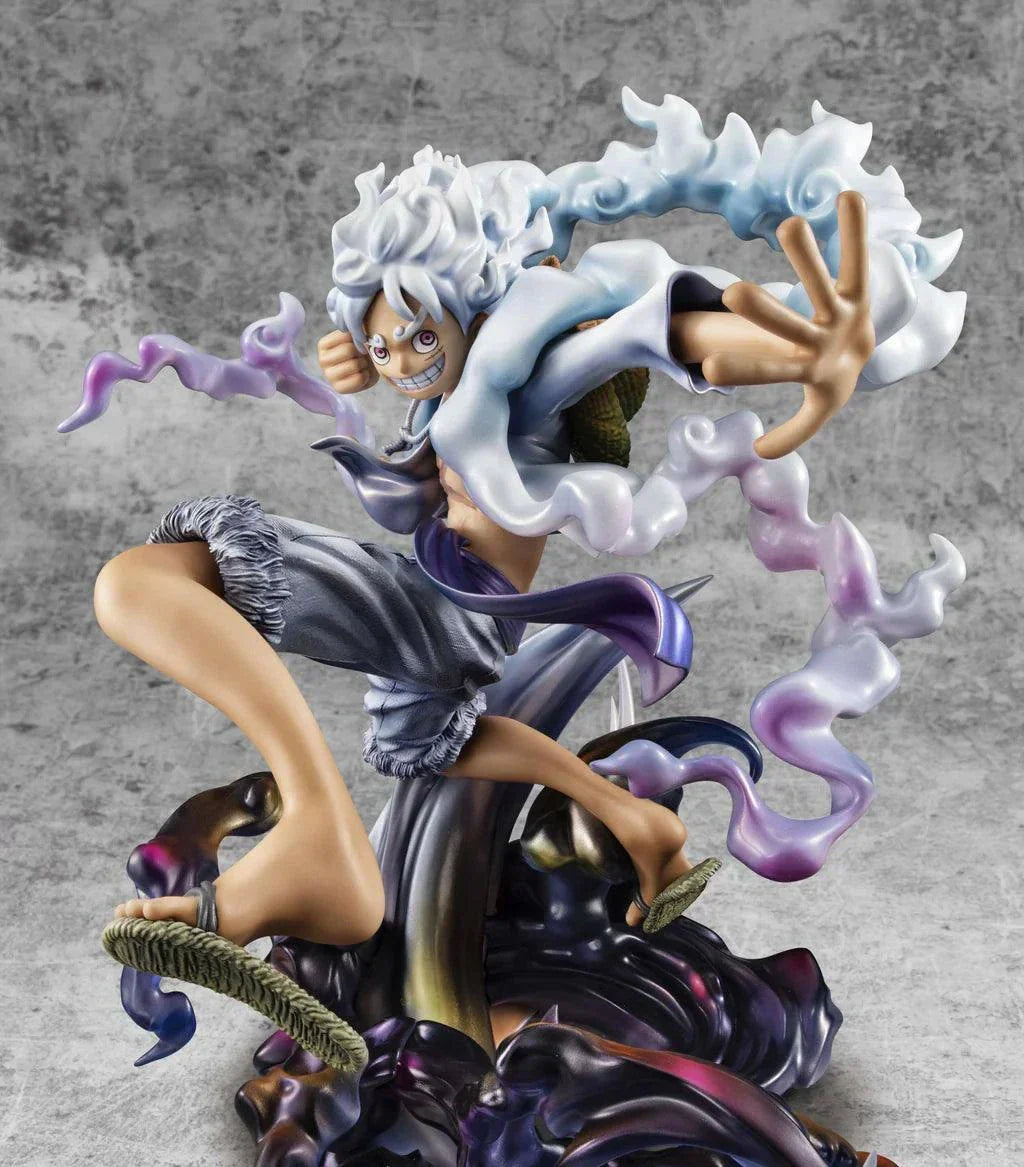 Figurine One Piece - Luffy gear5 punch - Anime Town