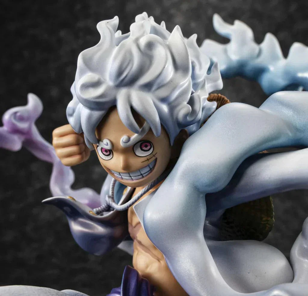 Figurine One Piece - Luffy gear5 punch - Anime Town