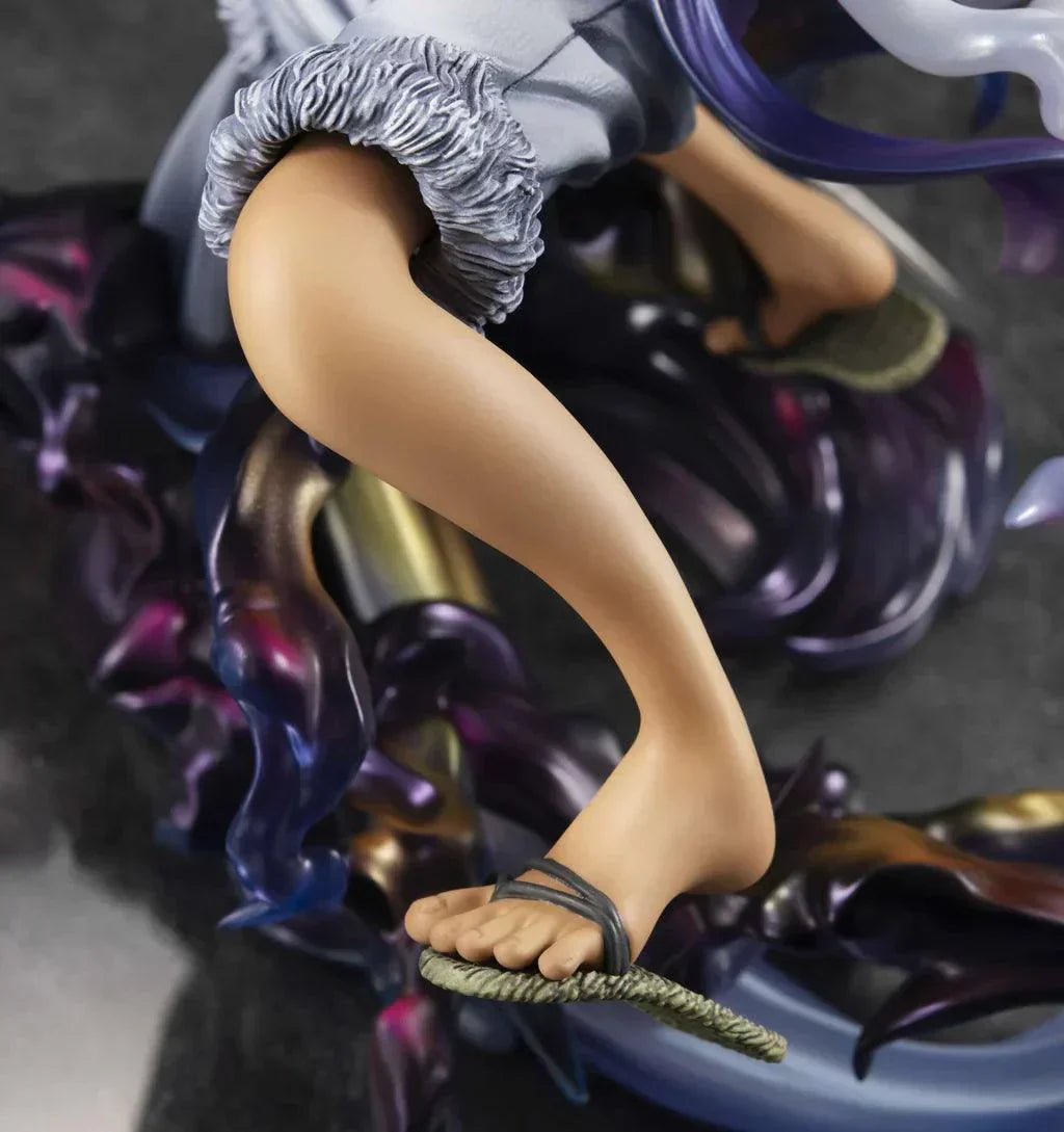 Figurine One Piece - Luffy gear5 punch - Anime Town