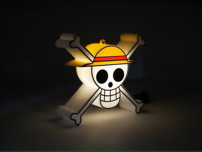 Lampe tête de mort One Piece 9cm