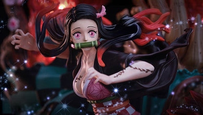Figurine Demon Slayer - Nezuko Kamado sanguinaire - Anime Town