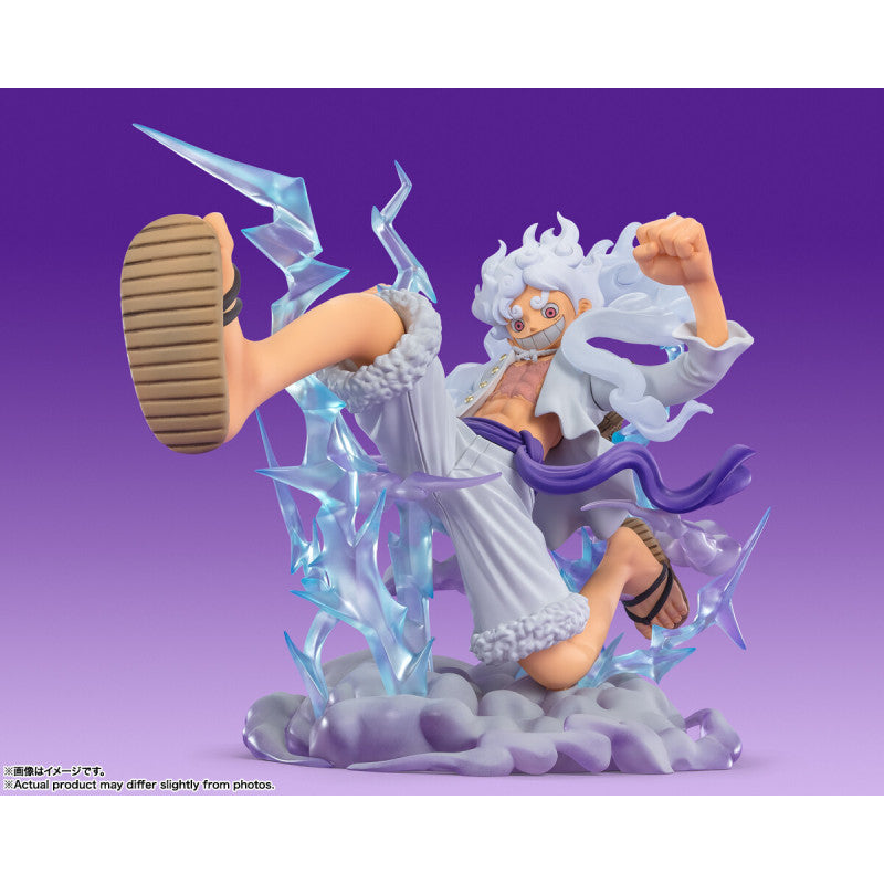 Figurine One Piece - Luffy Gear 5 Giant - Anime Town