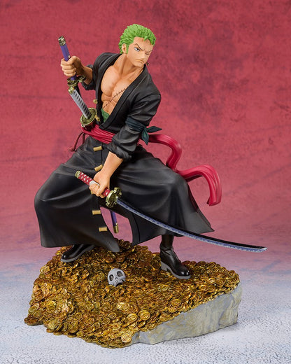 Figurine One Piece - Zoro "Le chasseur de pirate" 2