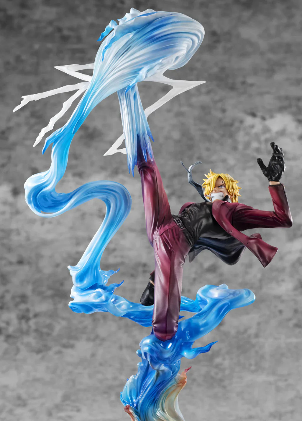 Figurine One Piece - Sanji Vinsmoke Ifrit Jambe